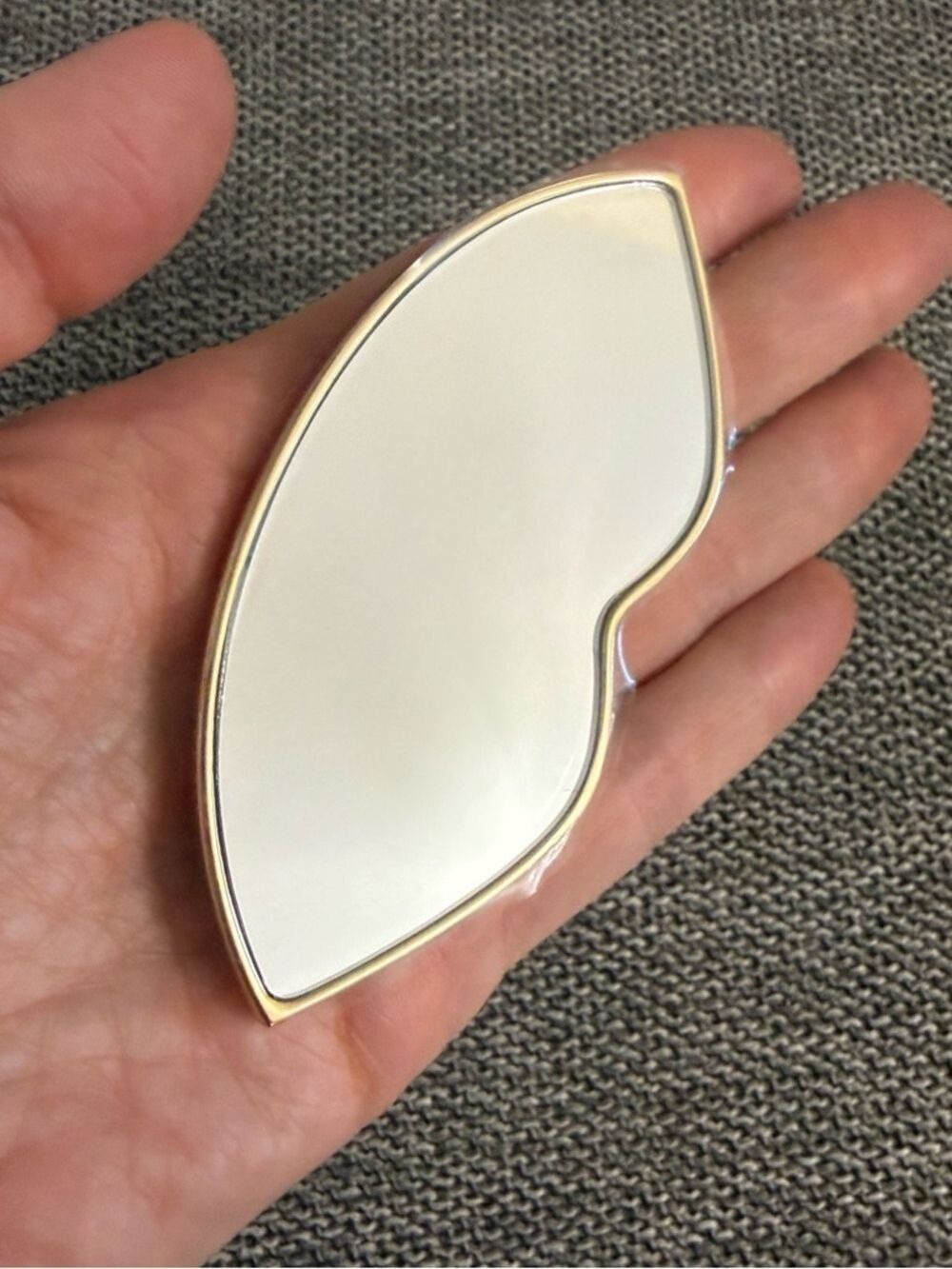 Yves Saint Laurent Lips Pocket Mini Mirror Nude Pink Authentic New - Picture 13 of 17